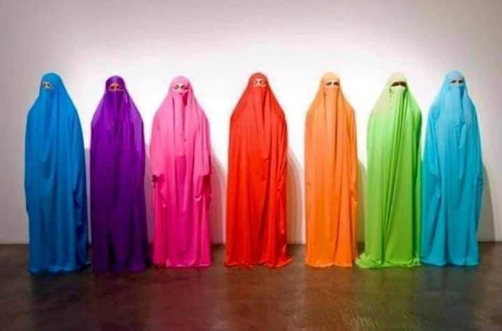 Bunte Burka´s...